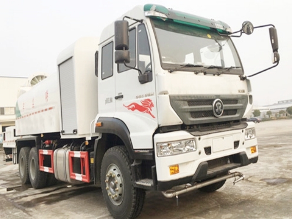 Sinotruk 6X4 multifunctional dust suppression vehicle