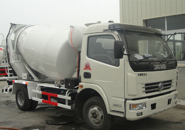 Dongfeng Duolika 4m³-6m³ mixer truck 