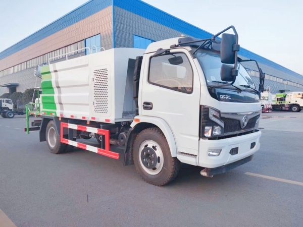 Dongfeng F7 4X2 multifunctional dust suppression vehicle