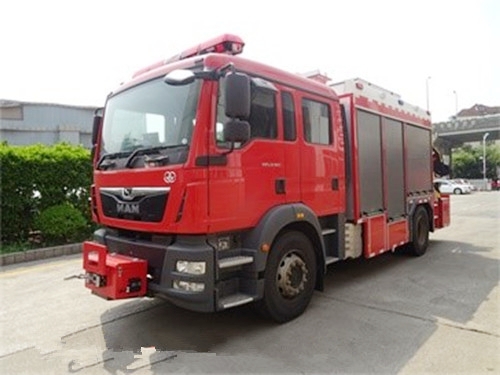 German MAN 4X2 emergency rescue fire truck