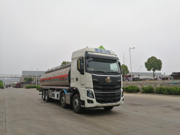 Dongfeng Liuqi 8X4 25.9m³ Oil Delivery Truck 