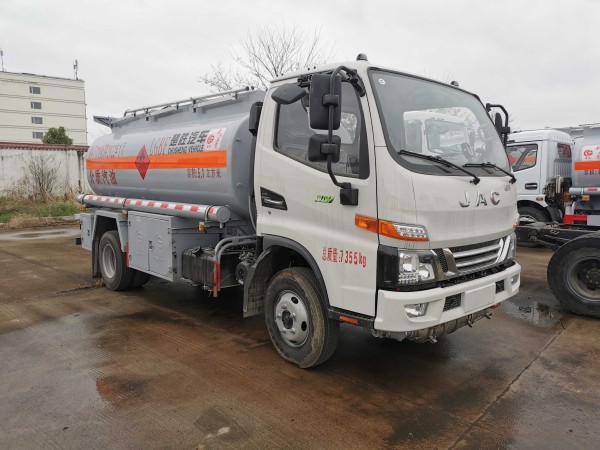 4X2 JAC 3-5 Tons Refueling Truck With Fuel Dispenser