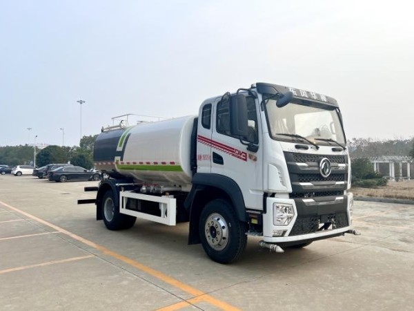 Dongfeng DV3 12m³ water tank truck