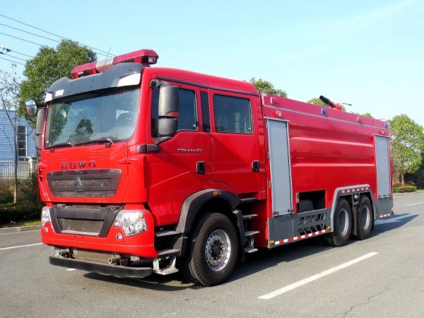 Sinotruk HOWO 16cbm foam fire-fighting vehicle