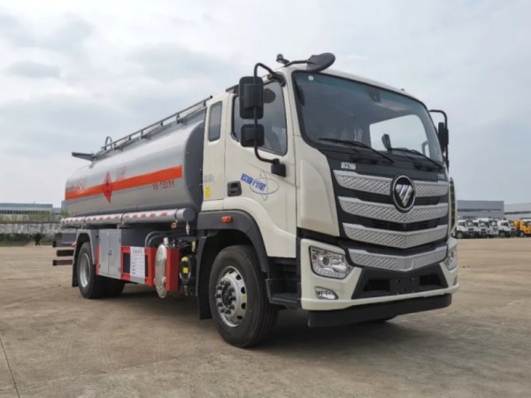 Mercedes Benz Ouman 10 ton-13 ton Refueling Truck