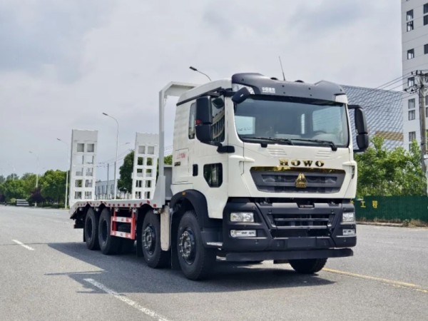 8X4 Sinotruk HOWO 40 ton flatbed truck