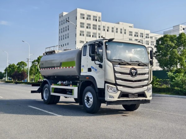 4X2 Mercedes Benz Auman 13m³ water truck