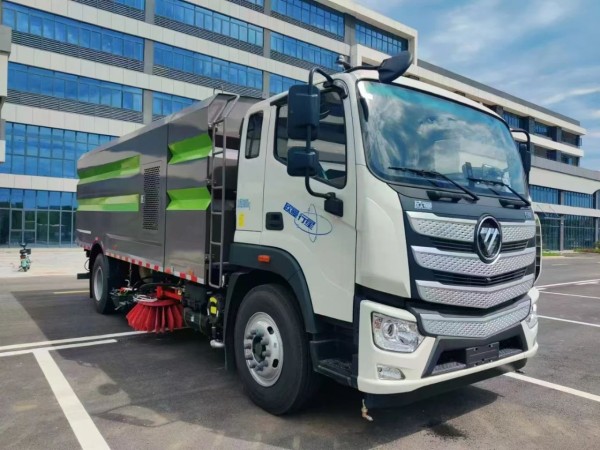 Foton Auman 4X2 Road Sweeper