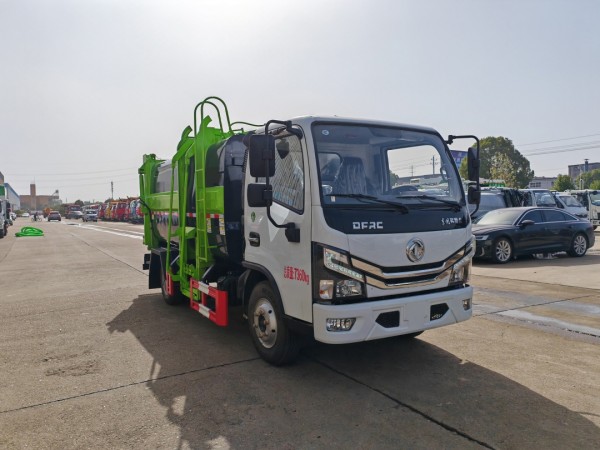 Dongfeng D6 7.5m³ hanging bucket garbage truck