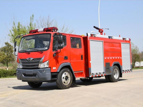 FOTON 6 ton water tank fire truck