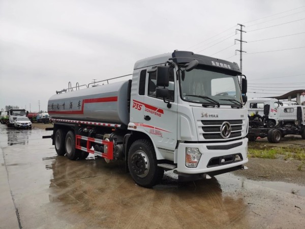 Dongfeng D3S 6X4 20m³ greening sprinkler truck