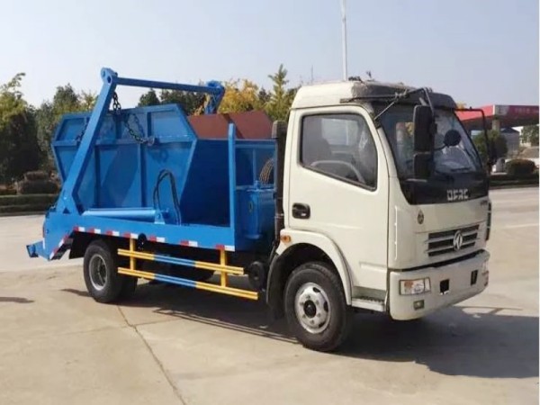 Dongfeng D7 5cbm-6cbm swing arm garbage truck