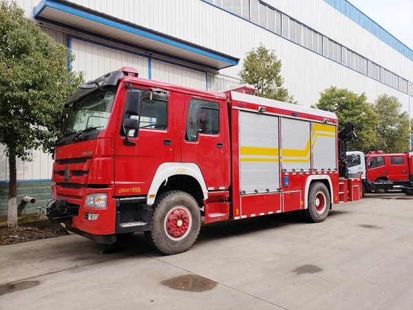 Sinotruk Sitrak 4X2 emergency rescue fire truck