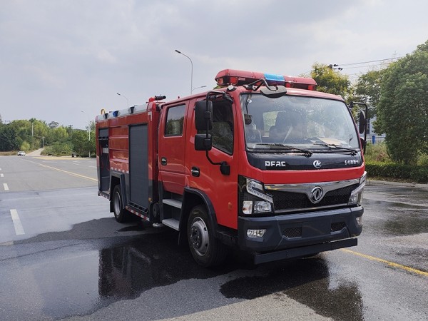 Dongfeng K7 5-ton foam fire truck